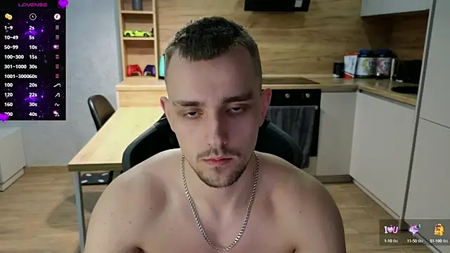 Snapshot of Larstar01 chatting on 03-08-25, 01:28 Larstar01 online show from 03-08-25, 01:28