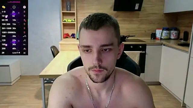 Snapshot of Larstar01 chatting on 03-20-25, 12:30 Larstar01 online show from 03-20-25, 12:30