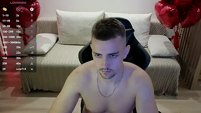 Snapshot of Larstar01 chatting on 10-03-25, 09:01 Larstar01 online show from 10-03-25, 09:01