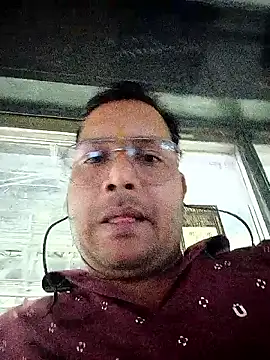 DeepakXxxR86 online show from 03-10-26, 07:52