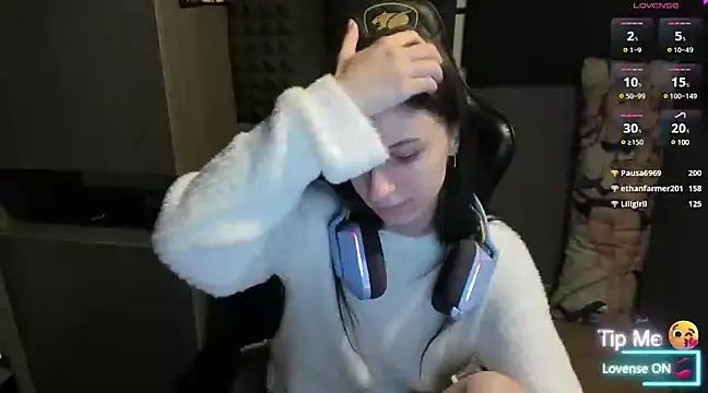  Nika Kik online show from 01-25-25, 01:43