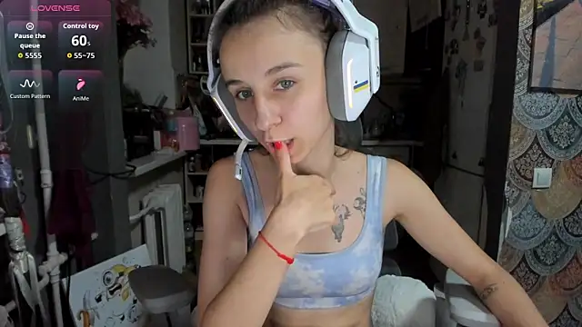  Nika Kik online show from 06-26-26, 10:03
