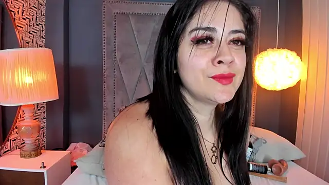 nahomi sweett online show from 02-28-25, 05:48