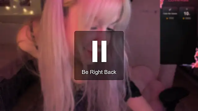 yourcutemouse online show from 02-08-26, 03:59