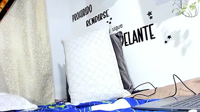 Snapshot of Aronxxs chatting on 10-01-25, 10:54 Aronxxs online show from 10-01-25, 10:54