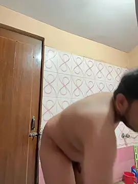 Snapshot of NakedPlayBoy chatting on 01-02-25, 02:54 NakedPlayBoy online show from 01-02-25, 02:54