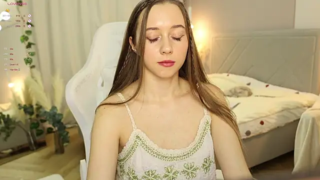 Snapshot of _Pretty_Doll_ chatting on 03-10-25, 07:07 Pretty Doll online show from 03-10-25, 07:07