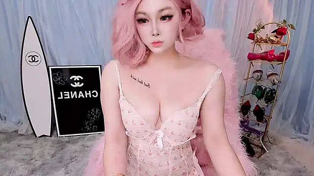 Snapshot of TTT8899 chatting on 11-01-25, 04:09 TTT8899 online show from 11-01-25, 04:09