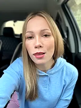 LavenderHot online show from 10-12-25, 02:21