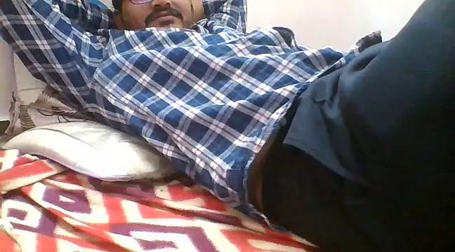 naughtymike0007 online show from 02-12-25, 07:55