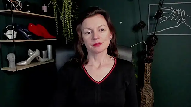 VivianWILD online show from 03-12-25, 10:16