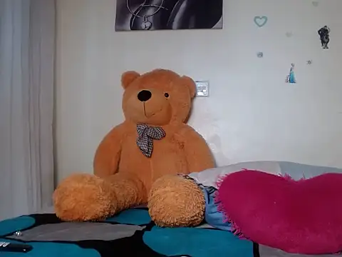 TeenieReeny online show from 01-14-25, 10:17