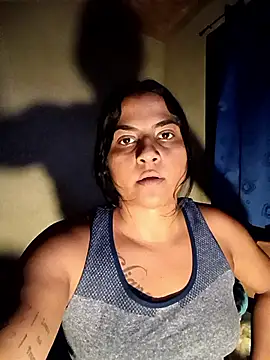 Giselabrunette25 online show from 09-18-25, 04:14