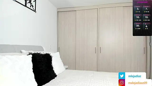 Snapshot of MalejaDiaz_ chatting on 01-10-25, 05:02 MalejaDiaz online show from 01-10-25, 05:02