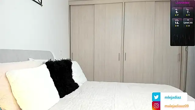 Snapshot of MalejaDiaz_ chatting on 01-28-25, 07:00 MalejaDiaz online show from 01-28-25, 07:00