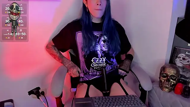 sofi pretty uwu- online show from 06-23-26, 02:31