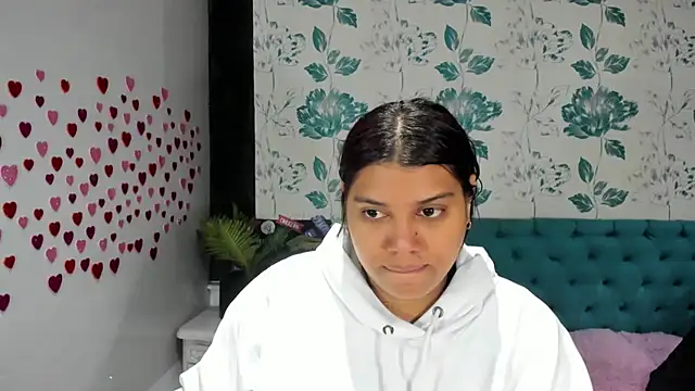 Snapshot of LindaBreeS chatting on 01-23-25, 01:13 LindaBreeS online show from 01-23-25, 01:13