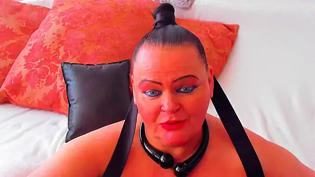 MilanaBiegert online show from 03-21-25, 01:01