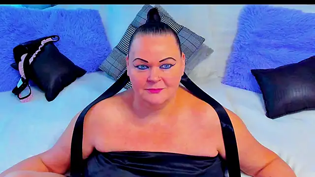 Snapshot of MilanaBiegert chatting on 12-03-25, 11:19 MilanaBiegert online show from 12-03-25, 11:19