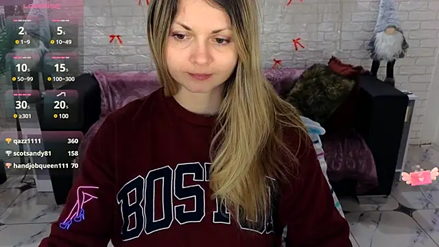 Snapshot of SmilingEmily_ chatting on 12-25-24, 10:50 SmilingEmily online show from 12-25-24, 10:50