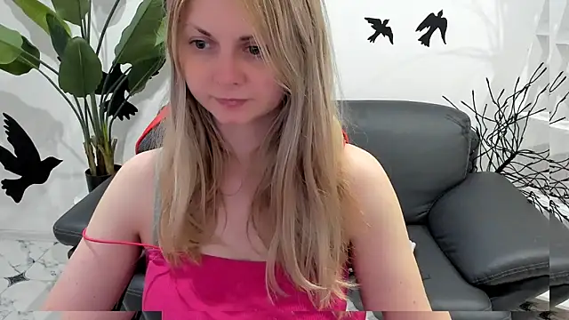 Snapshot of SmilingEmily_ chatting on 01-29-25, 07:25 SmilingEmily online show from 01-29-25, 07:25