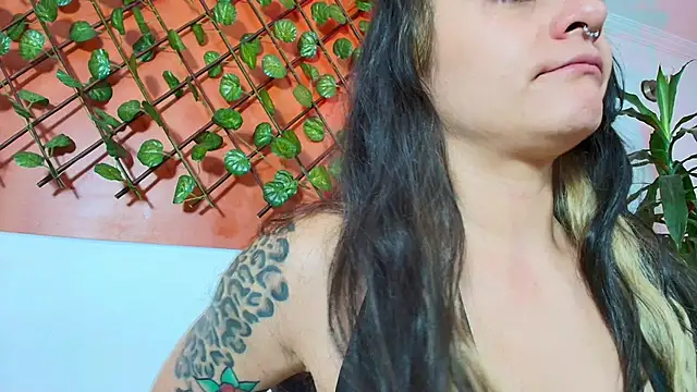 Naughty Kittenm online show from 04-10-26, 11:15