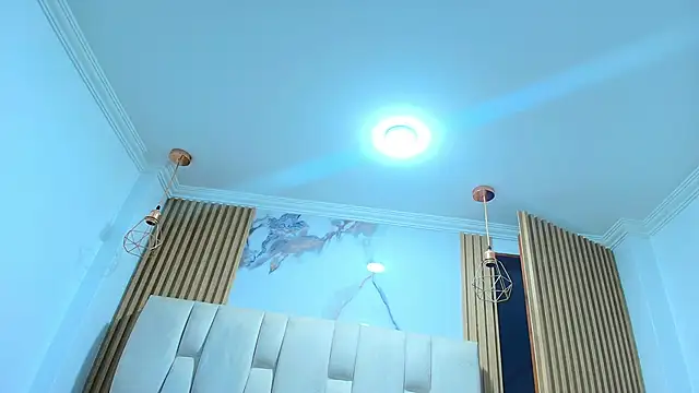 Naughty Kittenm online show from 04-18-26, 10:52