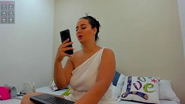 MadisonJenner online show from 03-01-26, 12:18