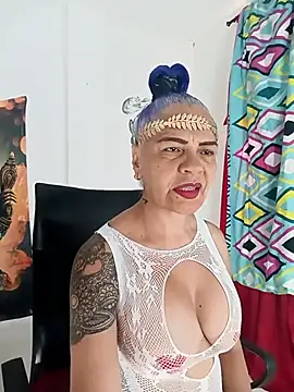 freyadevil333 online show from 11-01-25, 12:29