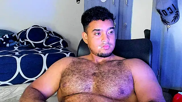 Big furry bear13 online show from 03-18-25, 08:14