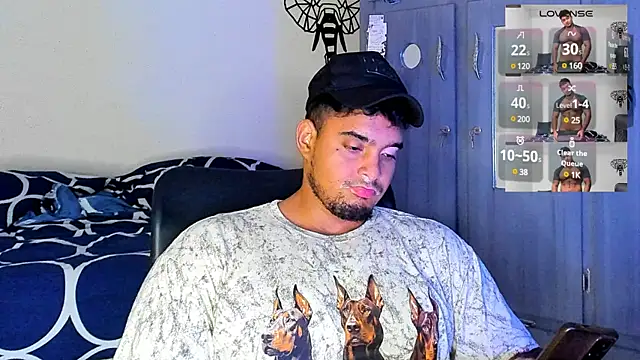 Big furry bear13 online show from 03-22-25, 07:36