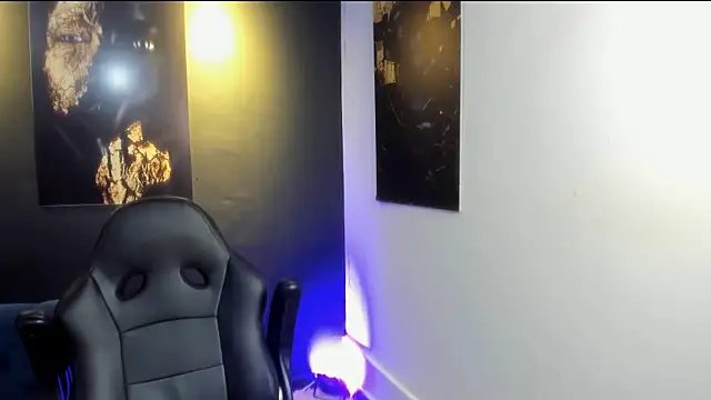 Big furry bear13 online show from 12-02-25, 06:41