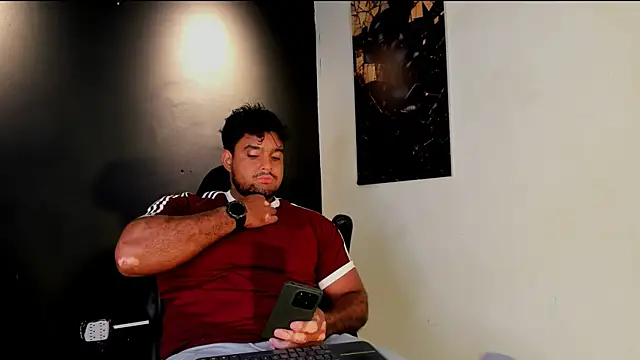 Big furry bear13 online show from 03-12-26, 06:19