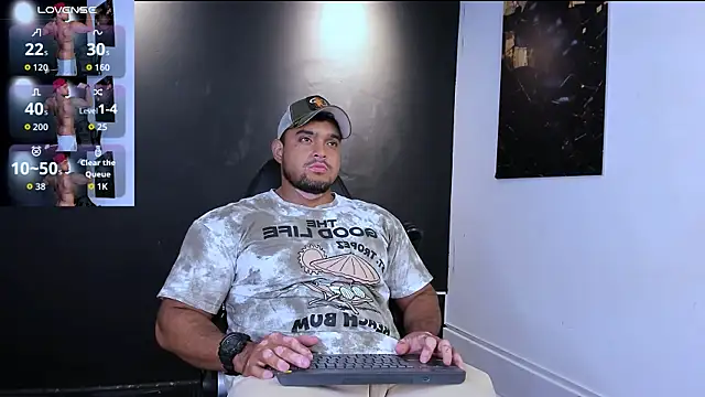 Big furry bear13 online show from 04-02-26, 06:00