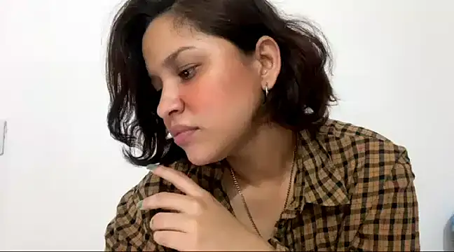 Annie Catt  online show from 01-03-25, 08:32