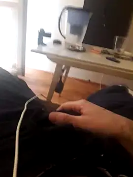 Snapshot of Victorious_Devil chatting on 02-01-25, 11:54 Victorious Devil online show from 02-01-25, 11:54