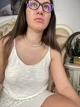 HotXMom online show from 04-07-26, 04:02