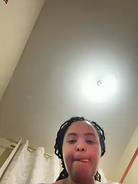 Linahlove online show from 07-23-26, 10:08