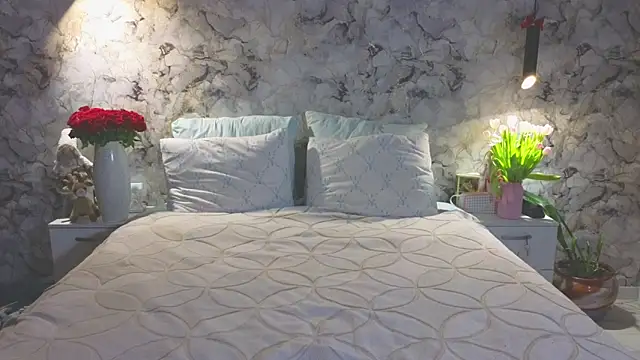 Aurora Golden1 online show from 03-13-26, 01:23