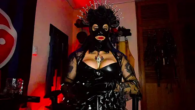 DominatrixBlue online show from 01-24-25, 05:21