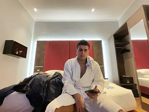 cubalibre02 online show from 11-29-25, 04:32