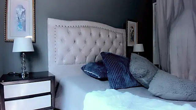 Ezraa1 online show from 01-11-25, 04:57