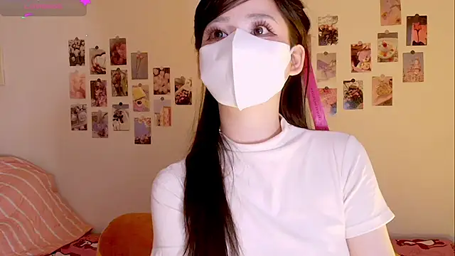 Snapshot of Embez-Damdang chatting on 01-02-25, 04:02 Embez-Damdang online show from 01-02-25, 04:02