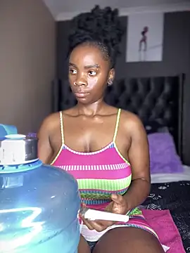 Candy-Heart online show from 10-15-25, 04:45