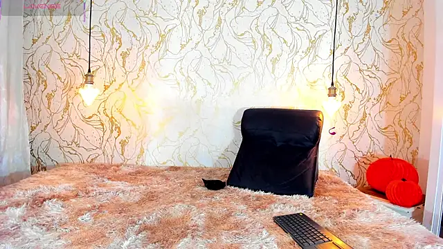 NATALIE PARKERR online show from 11-07-25, 12:27