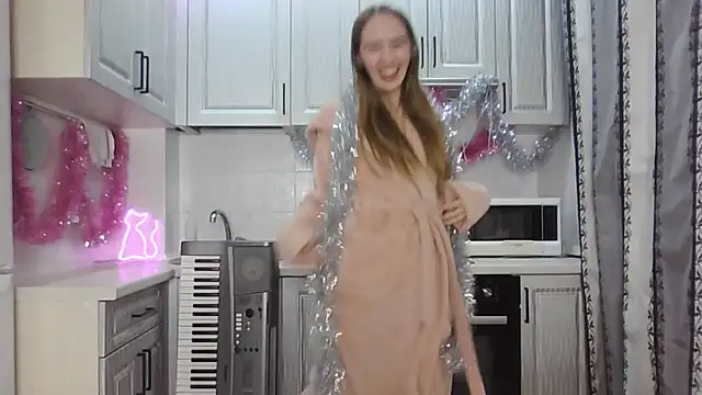 Snapshot of leslie_my_lovee chatting on 12-24-24, 09:55 leslie my lovee online show from 12-24-24, 09:55