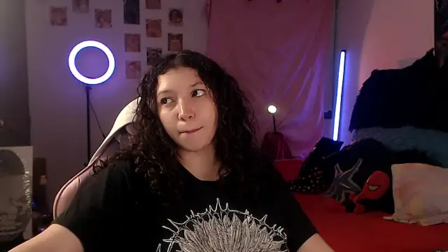 Snapshot of AllyDonfort chatting on 06-19-26, 10:57 AllyDonfort online show from 06-19-26, 10:57