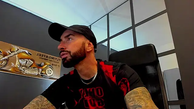 AronGrant online show from 10-26-25, 10:32