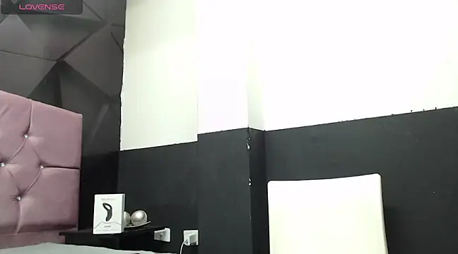 Snapshot of Chris_Dick23 chatting on 01-05-25, 04:58 Chris Dick23 online show from 01-05-25, 04:58