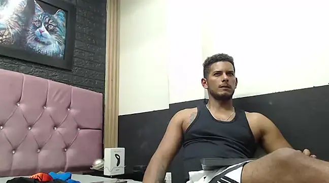 Snapshot of Chris_Dick23 chatting on 01-28-25, 08:57 Chris Dick23 online show from 01-28-25, 08:57